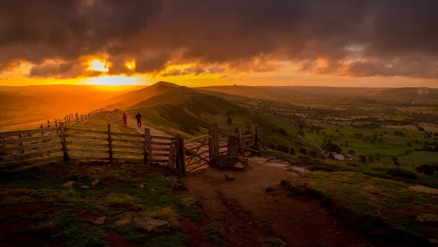 mam tor, famous gate, peak district, derbyshire, england, landscape, countryside, mood, summer, scenic, peak, district, hills, tourism, landmark, hiking, golden hour, sunrise, golden light, nature, outdoor, clouds, mam tor, peak district, peak district, peak district, peak district, peak district, derbyshire. Peak District campaign planning for Manchester travel creators