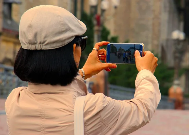 taking photos, woman, smartphone, photography, people, person, female, women, people photograph, city, vacations, travel, nature, summer, to travel, tourism, tourists. Travel creator campaign tools for England teams: the named options