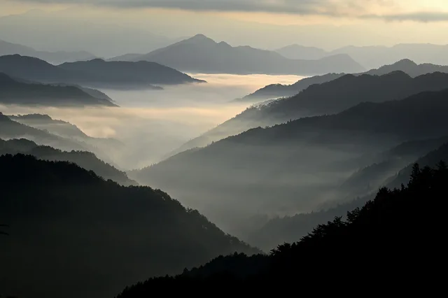 mountain, nature, travel, exploration, outdoors, mountain, mountain, mountain, mountain, mountain, nature. Why travel creator campaigns need customer interviews