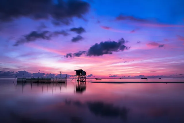 sea, fish pen, sunrise, sunset, silhouette, water, reflection, calm, tranquil, ocean, sky, clouds, twilight, dawn, dusk, evening, morning, beautiful, scenery, scenic, nature, phu quoc, vietnam, sunrise, sunrise, sunset, sunset, calm, sky, sky, morning, morning, scenery, scenery, scenery, scenery, scenery, vietnam, vietnam. What service standards should travel creator campaigns meet?
