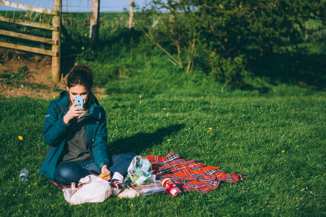 female, iphone, person, picnic, smartphone, woman, green phone, green mobile, green smartphone, green telephone, green iphone, picnic, picnic, picnic, picnic, picnic